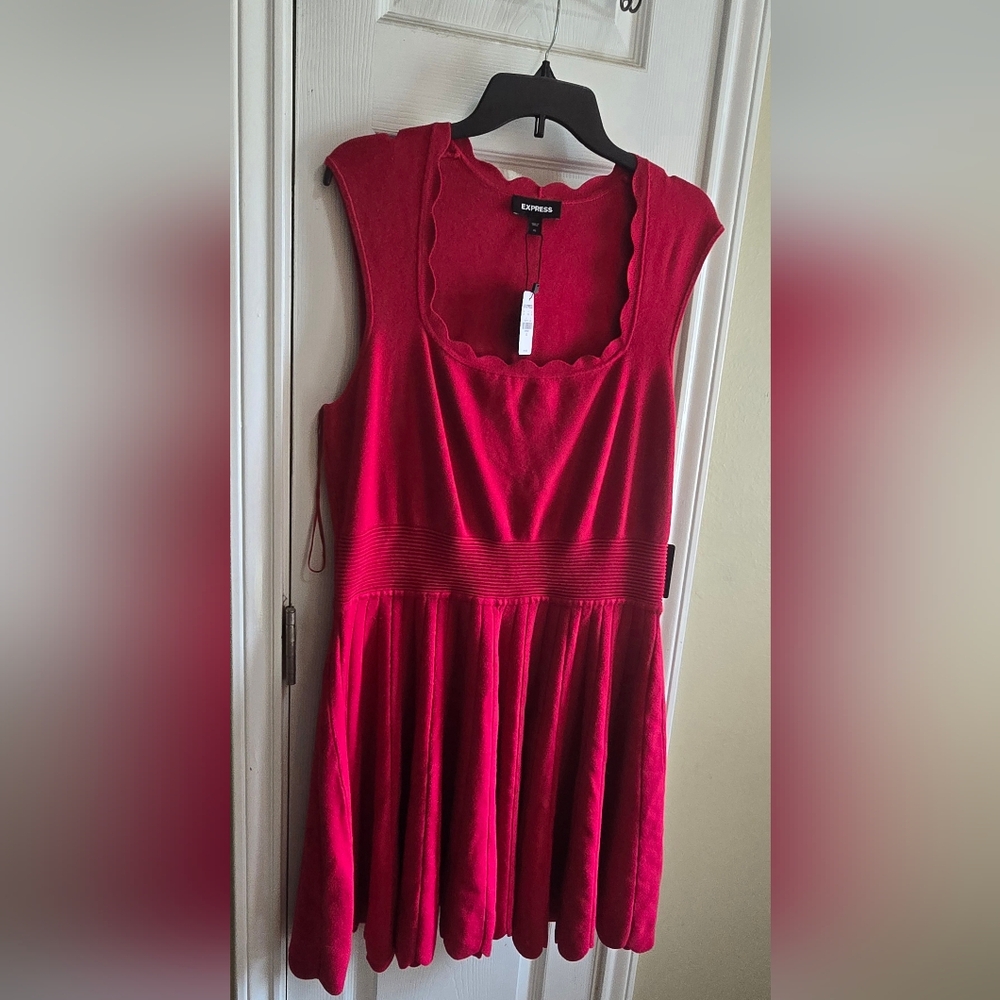 Express Red Scallop Neck Fit-and-Flare Dress - Picture 7 of 16